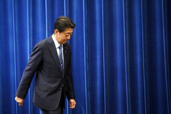 کناره‌گیری «آبه» از قدرت و گمانه‌زنی‌ها درباره نخست‌وزیر آتی ژاپن