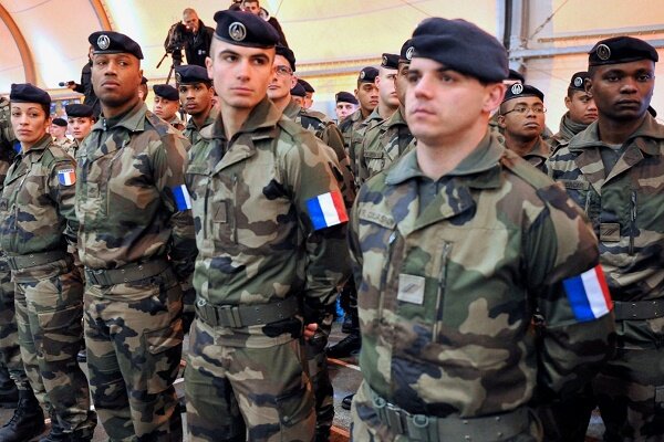 ارتش فرانسه تا پایان تابستان امسال مالی را ترک می کند