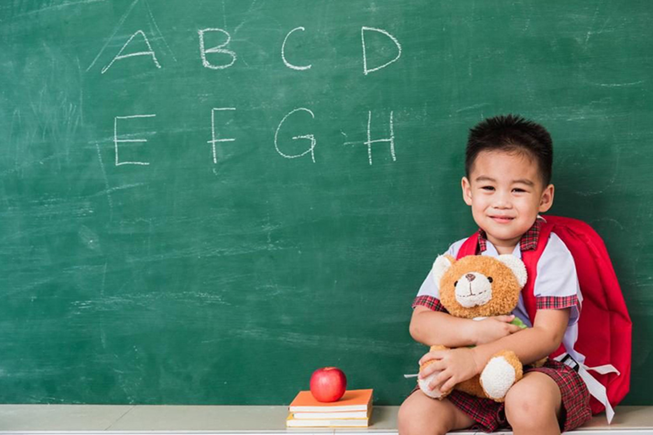 بهترین راه های آموزش زبان انگلیسی به کودک