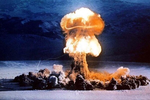 کنگره دست‌ رئیس جمهور آمریکا را برای فرمان حمله هسته‌ای می‌بندد