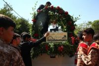 آیین تشییع و تدفین شهید گمنام ۱۶ ساله در تهران