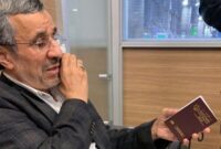 هیاهوی مسافر پرواز استانبول/«بست‌نشینی» احمدی‌نژاد در فرودگاه