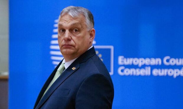 بوداپست: به ساز اتحادیه اروپا نمی‌رقصیم