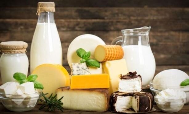 سصصایرانی ها یک سوم میانگین جهانی شیر و لبنیات مصرف می کنند