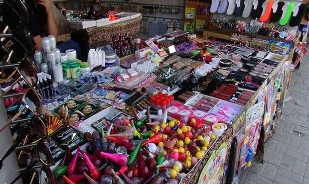 جمع آوری ۲۰۸ هزار محصول آرایشی قاچاق و تقلبی از بازار
