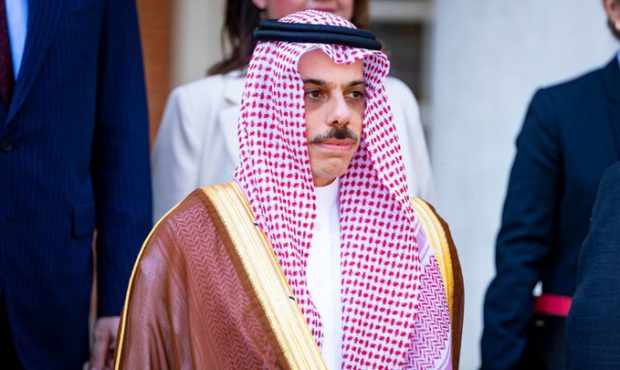 عربستان: هر توافق صلحی بدون مشارکت روسیه، بی‌معنی است