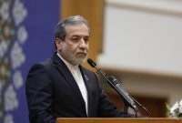 عراقچی: مذاکره مستقیم با تهدیدکنندگان بی‌معناست