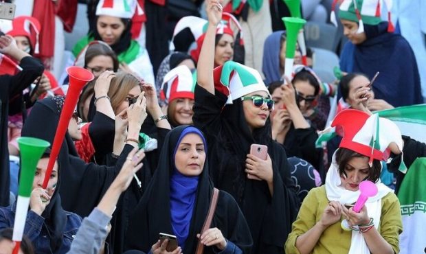 موافقت با حضور تماشاگران زن در بازی ایران و کره شمالی در مشهد