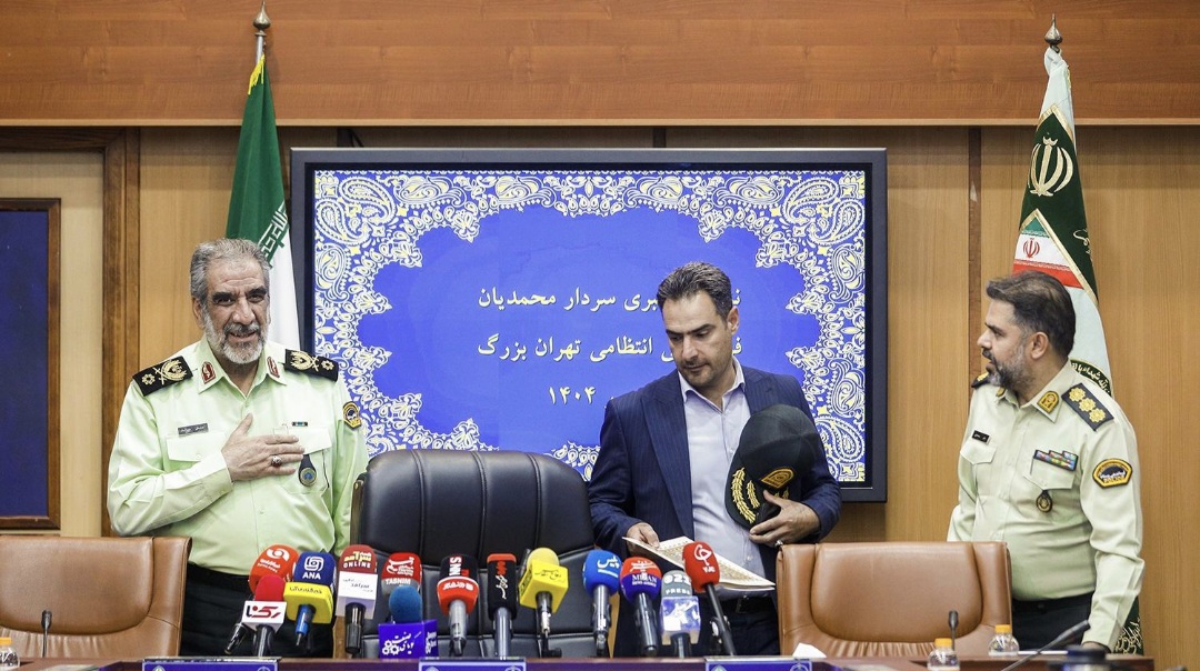 تصاویر نشست خبری عباسعلی محمدیان فرمانده انتظامی تهران بزرگ به مناسبت هفته دولت