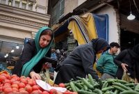 قیمت گوجه‌فرنگی بدون بارش باران گران شد