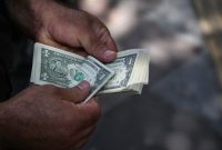 حمایت از دهک‌های پایین شرط موفقیت تک‌نرخی شدن ارز
