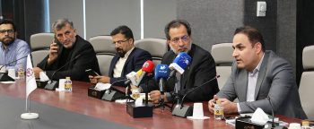 زمانی در دومین نشست خبری معرفی سهام شرکت تولید نیروی برق سبز منجیل: شرکت امید تابان هور، سهامدار عمده منجیل است